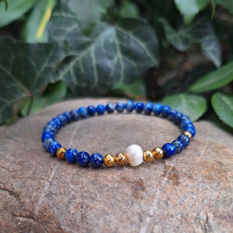 Lapis lazuli, perełka słodkowodna, pozłacane srebro - bransoletka na gumce